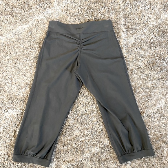 Women’s Patagonia crop leggings - Picture 2 of 3